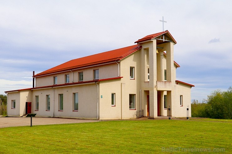 Travelnews.lv apmeklē Viļakas novada Šķilbēnu Sāpju Dievmātes Romas katoļu jauno un veco baznīcu Travelnews.lv apmeklē Viļakas novada Šķilbēnu Sāpju Dievmātes Romas katoļu jauno un veco baznīcu 283144