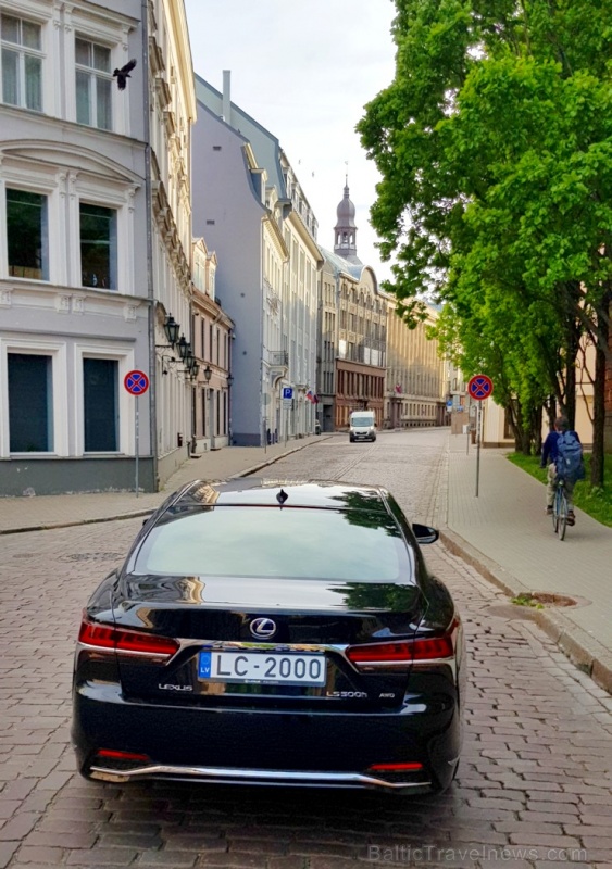 Travelnews.lv apceļo Latviju ar premium klases «Lexus LS 500h» 283746