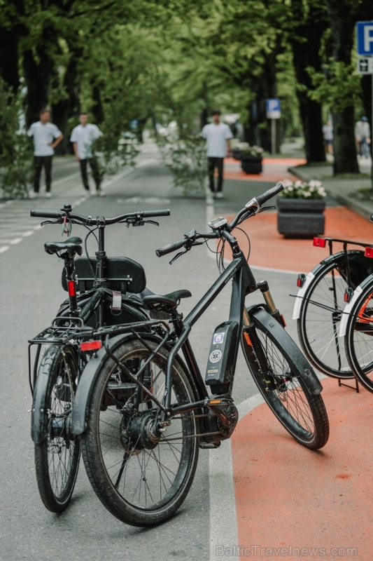 Siguldā atklāta Latvijā pirmā velo iela, kas darbojas kā pilotprojekts Siguldas kopējās satiksmes uzlabošanas koncepcijā Siguldā atklāta Latvijā pirmā velo iela, kas darbojas kā pilotprojekts Siguldas kopējās satiksmes uzlabošanas koncepcijā 283953