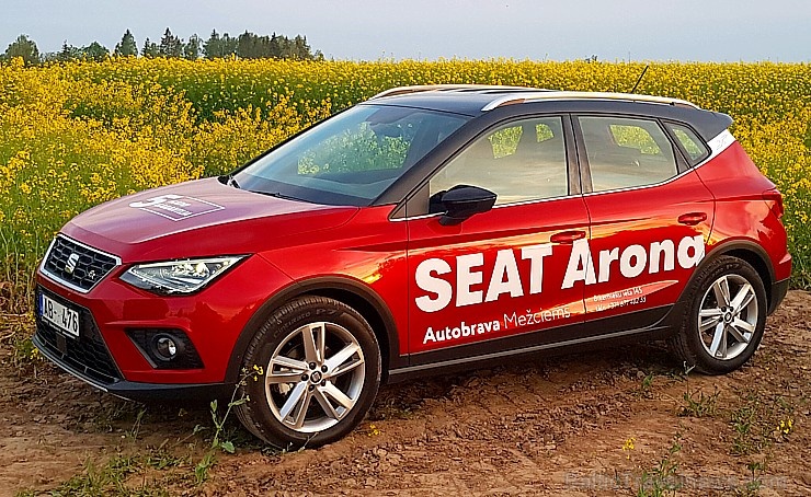 Travelnews.lv apceļo Latviju ar spānisko «Seat Arona» 284198
