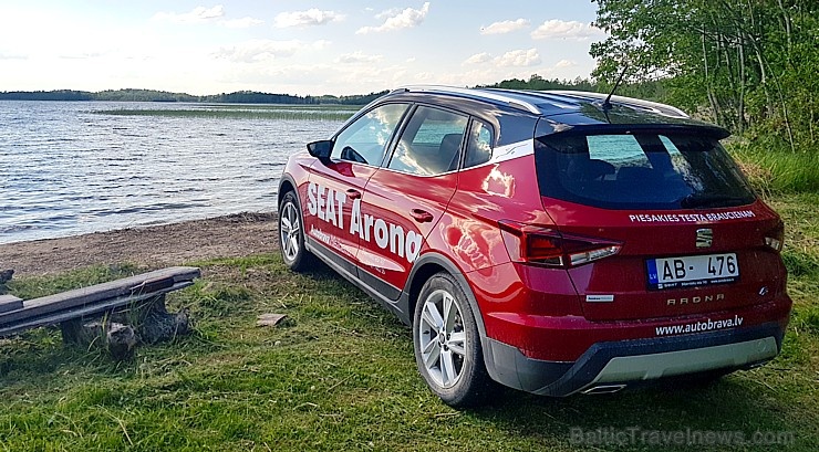 Travelnews.lv apceļo Latviju ar spānisko «Seat Arona» 284202