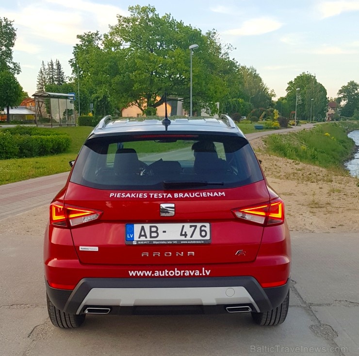 Travelnews.lv apceļo Latviju ar spānisko «Seat Arona» 284204