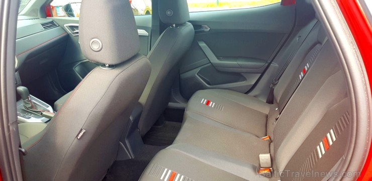 Travelnews.lv apceļo Latviju ar spānisko «Seat Arona» 284230
