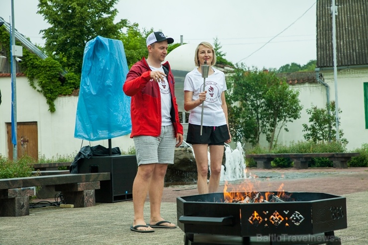 Krāslavā uzsākts Gaismas ceļš, kas vīsies pa Latvijas (pie)robežu - izgaismojot Latviju un veidojot Gaismas un mīlestības ceļu Krāslavā uzsākts Gaismas ceļš, kas vīsies pa Latvijas (pie)robežu - izgaismojot Latviju un veidojot Gaismas un mīlestības ceļu 284413