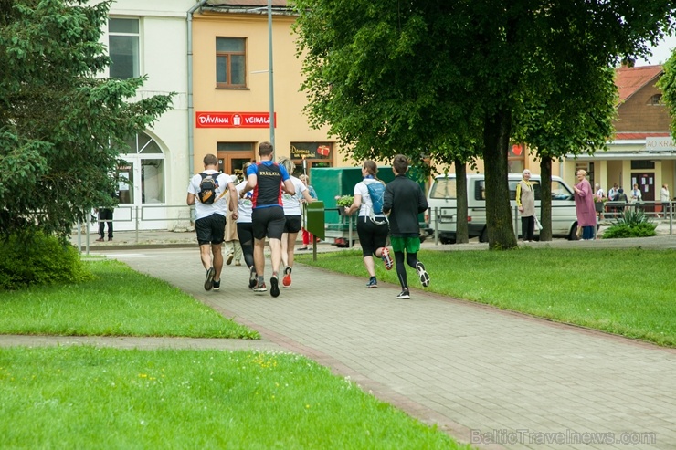 Krāslavā uzsākts Gaismas ceļš, kas vīsies pa Latvijas (pie)robežu - izgaismojot Latviju un veidojot Gaismas un mīlestības ceļu Krāslavā uzsākts Gaismas ceļš, kas vīsies pa Latvijas (pie)robežu - izgaismojot Latviju un veidojot Gaismas un mīlestības ceļu 284425