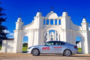 Travelnews.lv kopā ar «Avis Latvija» apceļo Latgali un svin Jāņus