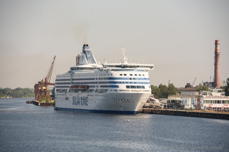 Greznais kuģis, kas parasti kursē maršrutā Helsinki – Stokholma, šovasar – jūlijā un augusta pirmajā pusē – apkalpos pagaidu maršrutu Helsinki–Rīga Greznais kuģis, kas parasti kursē maršrutā Helsinki – Stokholma, šovasar – jūlijā un augusta pirmajā pusē – apkalpos pagaidu maršrutu Helsinki–Rīga 284780