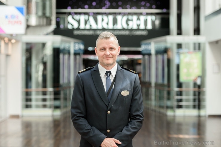 Greznais kuģis, kas parasti kursē maršrutā Helsinki – Stokholma, šovasar – jūlijā un augusta pirmajā pusē – apkalpos pagaidu maršrutu Helsinki–Rīga Greznais kuģis, kas parasti kursē maršrutā Helsinki – Stokholma, šovasar – jūlijā un augusta pirmajā pusē – apkalpos pagaidu maršrutu Helsinki–Rīga 284786