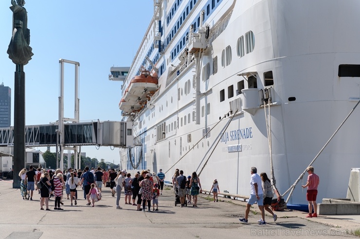 Greznais kuģis, kas parasti kursē maršrutā Helsinki – Stokholma, šovasar – jūlijā un augusta pirmajā pusē – apkalpos pagaidu maršrutu Helsinki–Rīga Greznais kuģis, kas parasti kursē maršrutā Helsinki – Stokholma, šovasar – jūlijā un augusta pirmajā pusē – apkalpos pagaidu maršrutu Helsinki–Rīga 284794