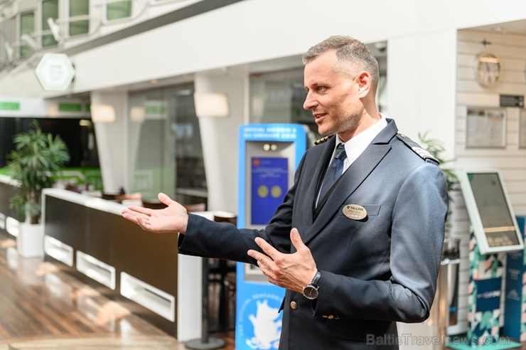 Greznais kuģis, kas parasti kursē maršrutā Helsinki – Stokholma, šovasar – jūlijā un augusta pirmajā pusē – apkalpos pagaidu maršrutu Helsinki–Rīga Greznais kuģis, kas parasti kursē maršrutā Helsinki – Stokholma, šovasar – jūlijā un augusta pirmajā pusē – apkalpos pagaidu maršrutu Helsinki–Rīga 284801