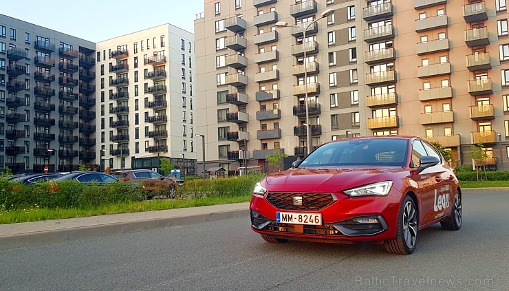 Travelnews.lv apceļo Latviju ar jauno «SEAT Leon FR eTSI» 285486