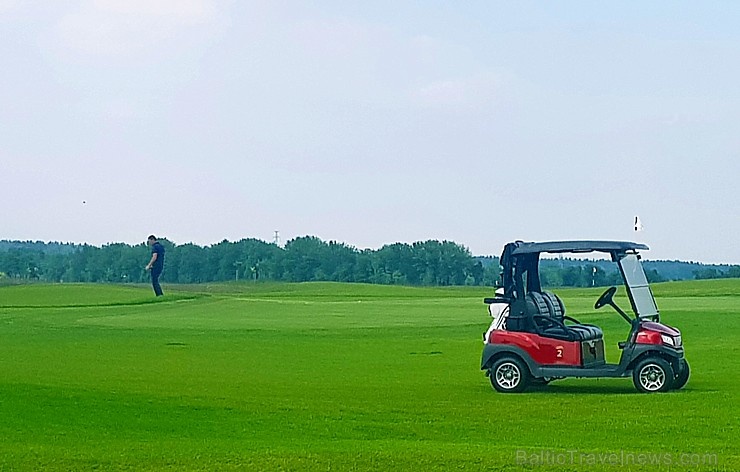 Travelnews.lv atrod burvīgu, noslēpumainu un jaunu viesnīcu starp Rīgu un Jūrmalu - «Jurmala Golf Club & Hotel» Travelnews.lv atrod burvīgu, noslēpumainu un jaunu viesnīcu starp Rīgu un Jūrmalu - «Jurmala Golf Club & Hotel» 285698