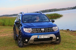 Travelnews.lv apceļo Latgali un Pierīgu ar jauno «Dacia Duster TCe 100 LPG»