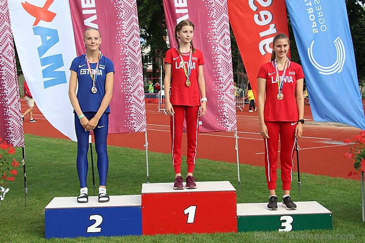 Indra Mackeviča Latvijas izlases sastāvā izcīna Baltijas vieglatlētikas U16 čempionātā 3.vietu 800 metru skrējienā Indra Mackeviča Latvijas izlases sastāvā izcīna Baltijas vieglatlētikas U16 čempionātā 3.vietu 800 metru skrējienā 287545