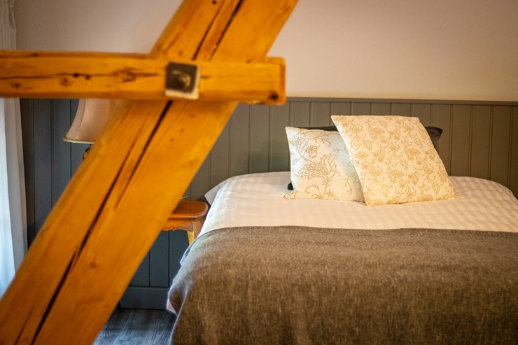 Pirmās bildes no sajūtu viesu mājas «Donas» Smiltenes novadā, kur pirms atklāšanas prezentē unikālu interjeru (+37126447772). Foto: Alise Erģe Pirmās bildes no sajūtu viesu mājas «Donas» Smiltenes novadā, kur pirms atklāšanas prezentē unikālu interjeru (+37126447772). Foto: Alise Erģe 287895