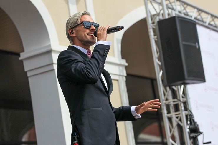 Pierīgā atklāj Baltijā lielāko outlet ciematu 288356