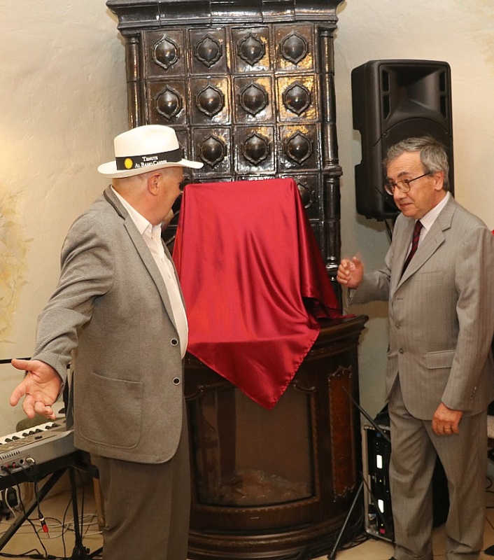 Vecrīgas restorānā «La Felicita» oficiāli prezentē Albano Karisi un Čārlza Gudžera dziesmu Latvijai Vecrīgas restorānā «La Felicita» oficiāli prezentē Albano Karisi un Čārlza Gudžera dziesmu Latvijai 289561