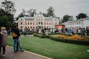 Divu dienu garumā lustīgi svin Kokmuižas svētkus