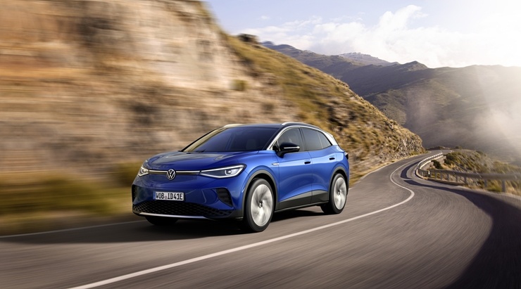 Volkswagen prezentē pirmo pilnīgi elektrisko apvidnieku – ID.4 291279