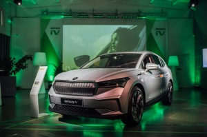 Rīgā tikai dažas dienas prezentē jauno un elektrisko ŠKODA ENYAQ iV