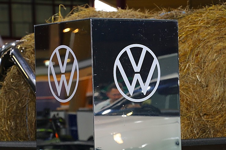 Trīs dienas Ķīpsalā pulcējas autofani uz starptautisko autoindustrijas izstādi ««Auto 2020»» 291473