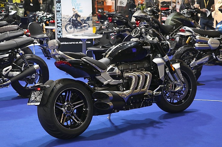 Trīs dienas Ķīpsalā pulcējas autofani uz starptautisko autoindustrijas izstādi ««Auto 2020»» 291480