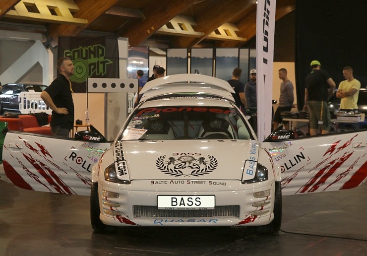 Trīs dienas Ķīpsalā pulcējas autofani uz starptautisko autoindustrijas izstādi ««Auto 2020»» 291501