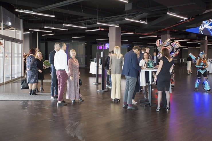 Rīgā 8.10.2020 oficiāli atklāj Baltijā lielāko konferenču centru «ATTA centre». Foto: Aļona Sauskāja Rīgā 8.10.2020 oficiāli atklāj Baltijā lielāko konferenču centru «ATTA centre». Foto: Aļona Sauskāja 292290