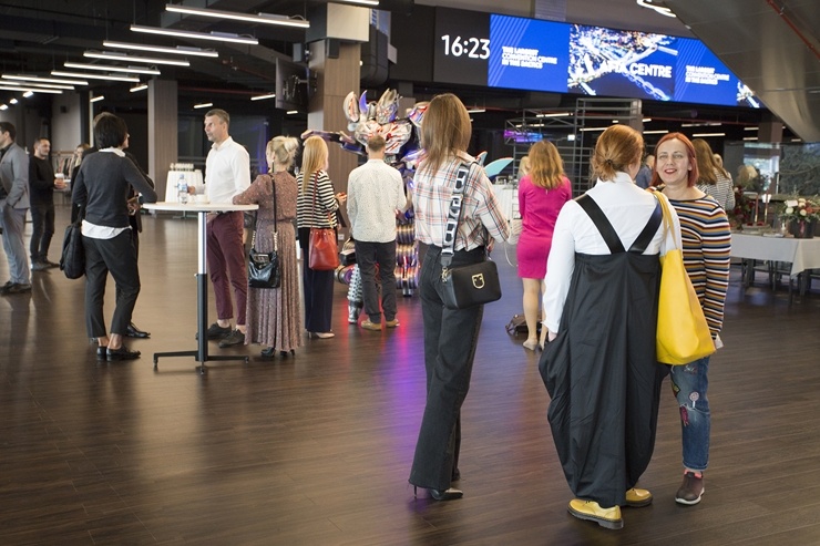 Rīgā 8.10.2020 oficiāli atklāj Baltijā lielāko konferenču centru «ATTA centre». Foto: Aļona Sauskāja Rīgā 8.10.2020 oficiāli atklāj Baltijā lielāko konferenču centru «ATTA centre». Foto: Aļona Sauskāja 292299