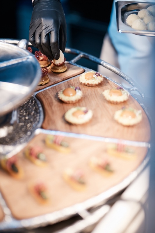 Latvijas pavāra Dināra Zvidriņa dalība Tallinas pavāru konkursā «Bocuse dor Europe 2020». Foto: bocusedor.com Latvijas pavāra Dināra Zvidriņa dalība Tallinas pavāru konkursā «Bocuse dor Europe 2020». Foto: bocusedor.com 292907