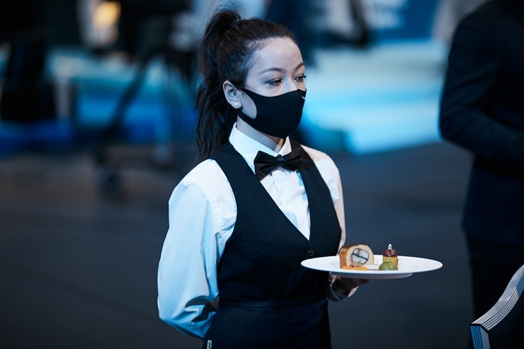 Latvijas pavāra Dināra Zvidriņa dalība Tallinas pavāru konkursā «Bocuse dor Europe 2020». Foto: bocusedor.com Latvijas pavāra Dināra Zvidriņa dalība Tallinas pavāru konkursā «Bocuse dor Europe 2020». Foto: bocusedor.com 292911