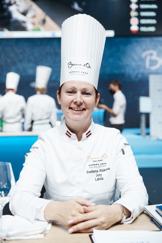Latvijas pavāra Dināra Zvidriņa dalība Tallinas pavāru konkursā «Bocuse dor Europe 2020». Foto: bocusedor.com Latvijas pavāra Dināra Zvidriņa dalība Tallinas pavāru konkursā «Bocuse dor Europe 2020». Foto: bocusedor.com 292945