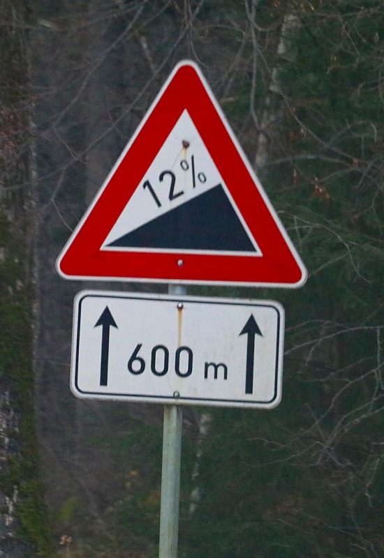 Travelnews.lv ar jauno «Renault Clio» ceļo uz Kārļiem, lai dotos pārgājienā gar Amatu 294424