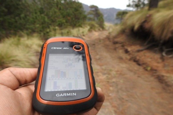3. maijs vēsturē: Tiek paslēpts pirmais «Geocaching» slēpnis
