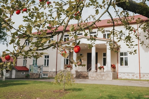 Leģendu nakts dzīres Valmieras novada muižās 