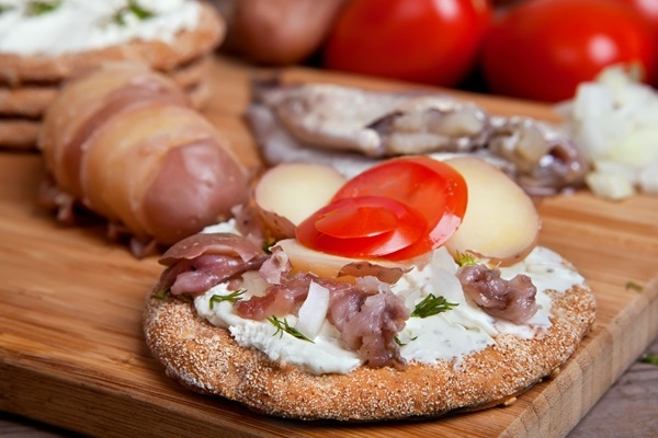 Pieci neparasti zviedru ēdieni, kas pārsteigs pat pieredzējušus gardēžus