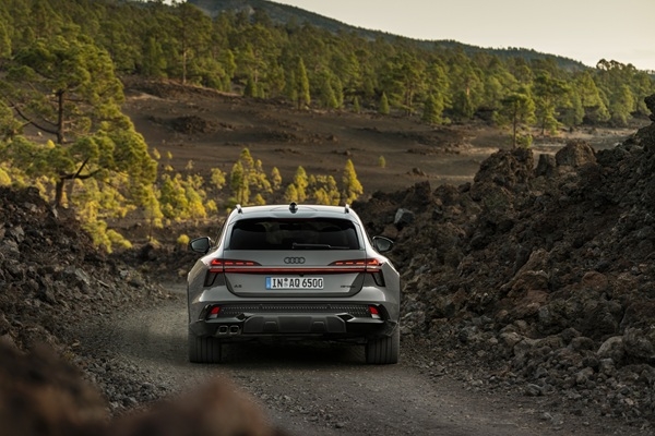 Jaunais Audi A6 allroad piedzīvo pasaules pirmizrādi
