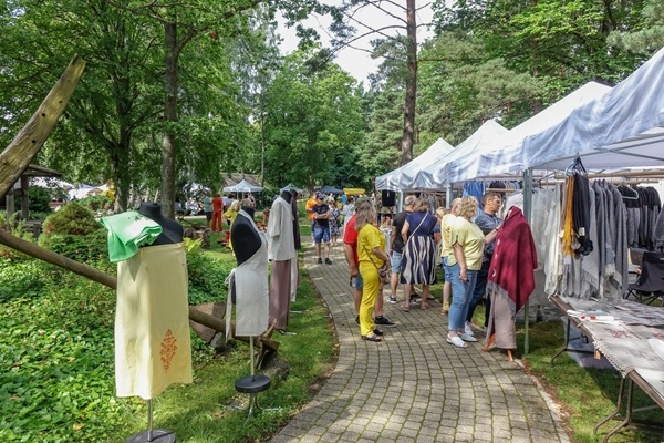 Aicina tirgotājus pieteikties Amatu dienai Piejūras brīvdabas muzejā