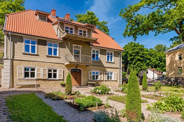 Valmieras dzimšanas diena = 7 pieturas + stāsti un garšas