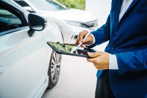 Pētījumā atklāti Latvijā visātrāk tirgus vērtību zaudējuši auto – daļa modeļu piecu gadu laikā zaudē vairāk nekā 60 % no savas vērtības