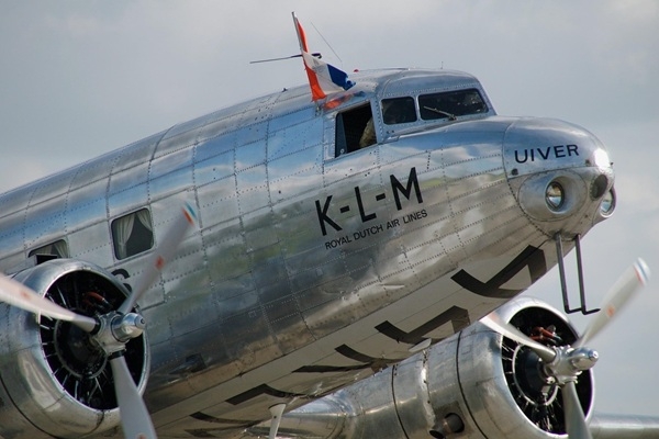 7. oktobris vēsturē: Dzimšanas dienu svin lidsabiedrība KLM