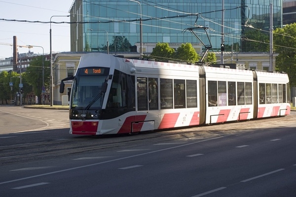 Tallinas sabiedriskajā transport aizmirsts pat veļasžāvētājs
