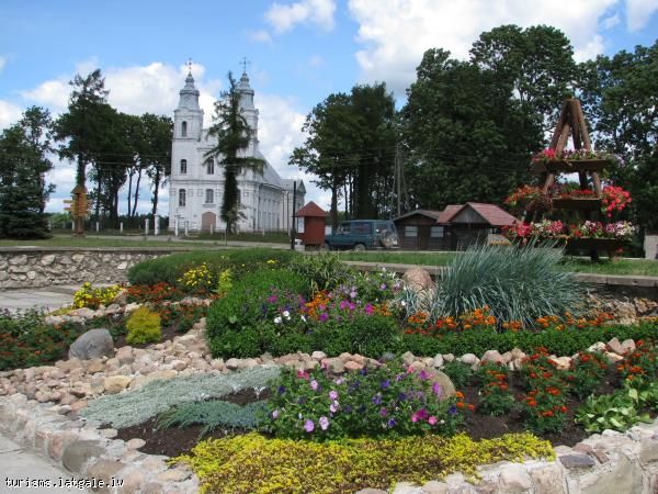 Berzgales-Sv-Annas-Romas-katolu-baznica Bērzgales Sv. Annas Romas katoļu baznīca