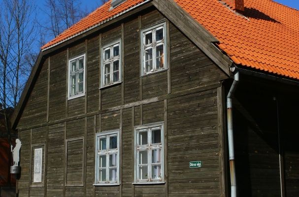 Pieminas-zime-slavenajam-vacu-filozofam-Imanuelam-Kantam Piemiņas zīme slavenajam vācu filozofam Imanuelam Kantam