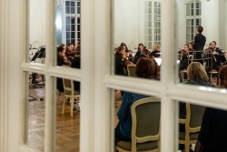 Francijas simfoniskā elegance Rundālē Bauskas TIC